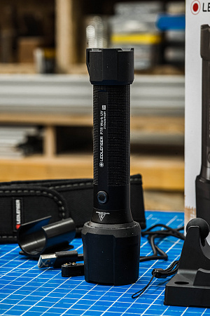 Фонарик Ledlenser P7R Work UV аккумуляторный - фото Led Lenser (Лед Ленсер)