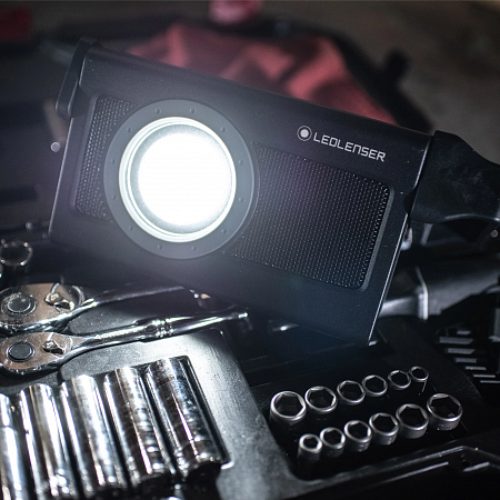 Cветодиодный фонарь прожектор Ledlenser iF4R Music аккумуляторный - фото Led Lenser (Лед Ленсер)