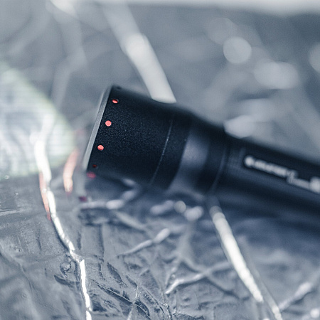 Cветодиодный ручной фонарь Ledlenser P7 New на батарейках - фото Led Lenser (Лед Ленсер)