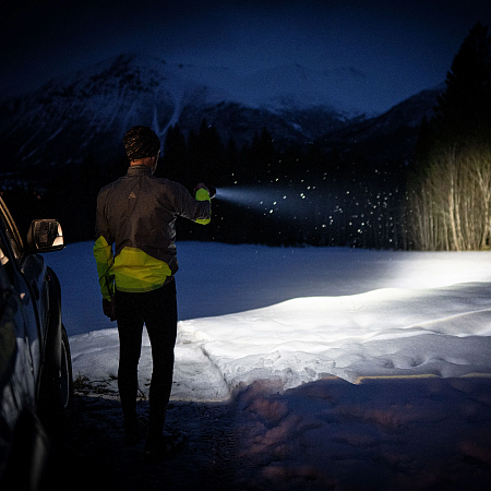 Светодиодный ручной фонарь Ledlenser P18R Signature аккумуляторный - фото Led Lenser (Лед Ленсер)