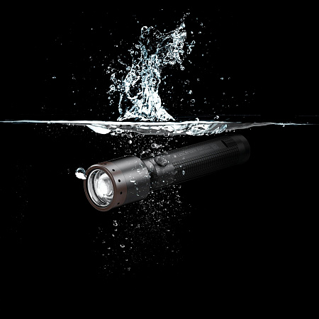 Cветодиодный ручной фонарь Ledlenser P6R Core аккумуляторный - фото Led Lenser (Лед Ленсер)