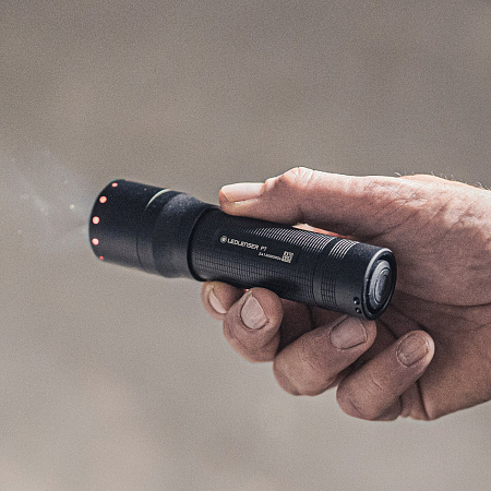 Cветодиодный ручной фонарь Ledlenser P7 New на батарейках - фото Led Lenser (Лед Ленсер)