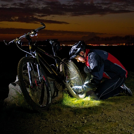 Светодиодный налобный фонарь Ledlenser H7 SE - фото Led Lenser (Лед Ленсер)