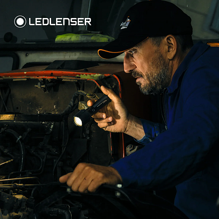 Светодиодный ручной фонарь Ledlenser P7R Work - фото Led Lenser (Лед Ленсер)