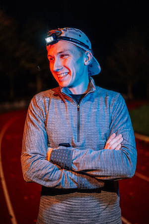 Светодиодный налобный фонарь Ledlenser NEO3 для бега черный - фото Led Lenser (Лед Ленсер)