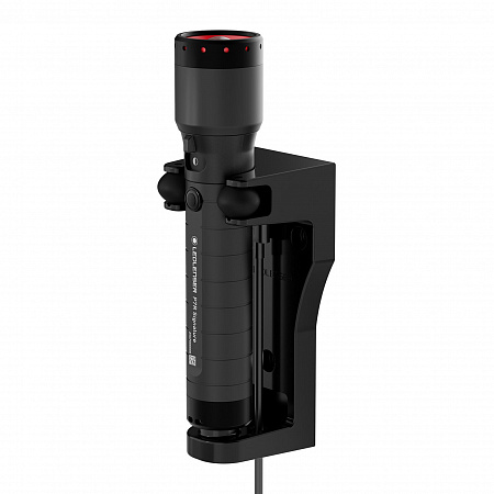 Cветодиодный ручной фонарь Ledlenser P7R Signature New аккумуляторный - фото Led Lenser (Лед Ленсер)