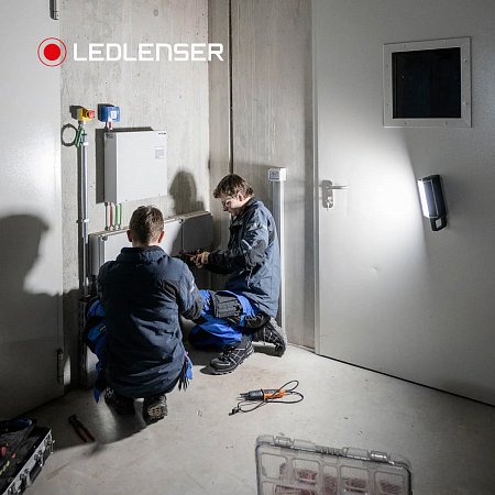 Cветодиодный строительный прожектор Ledlenser AF8R Work аккумуляторный - фото Led Lenser (Лед Ленсер)