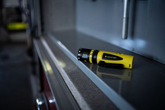Светодиодный фонарь Ledlenser EX7R аккумуляторный взрывозащищенный - фото Led Lenser (Лед Ленсер)