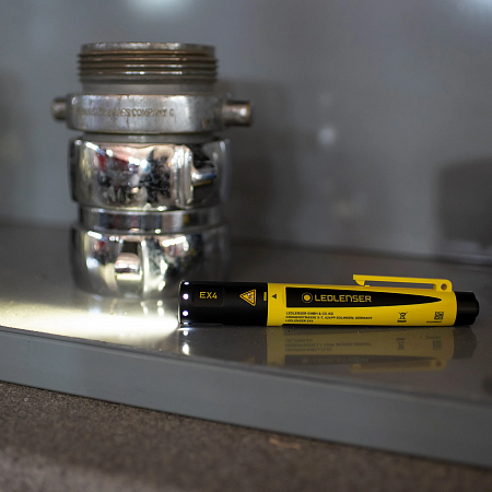 Светодиодный фонарь Ledlenser EX4 взрывозащищенный - фото Led Lenser (Лед Ленсер)