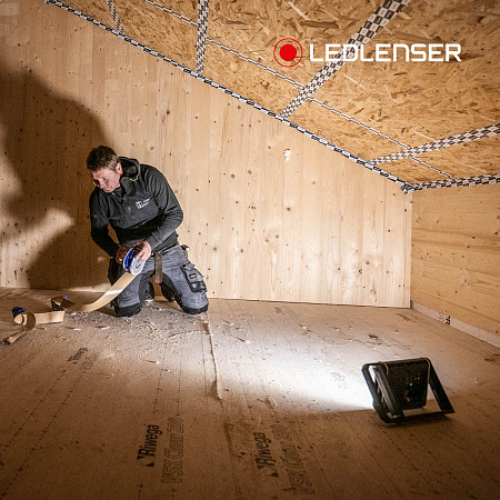Cветодиодный строительный прожектор Ledlenser AF8R Work аккумуляторный - фото Led Lenser (Лед Ленсер)