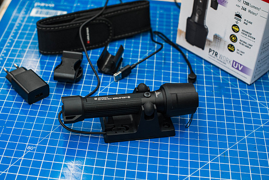 Фонарик Ledlenser P7R Work UV аккумуляторный - фото Led Lenser (Лед Ленсер)